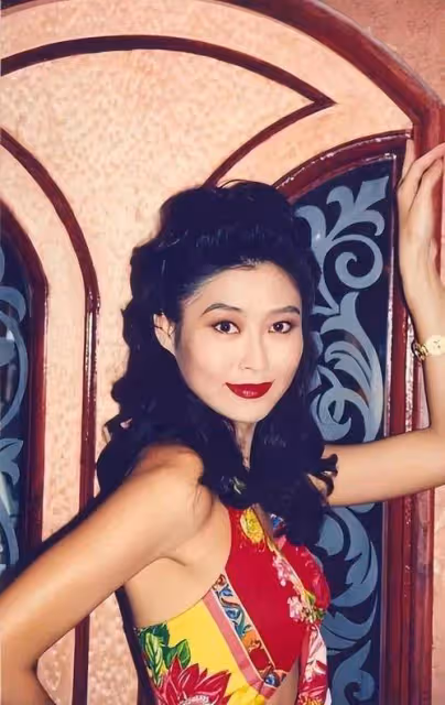 葉玉卿:絕代尤物的寫真之美。人間真正的極品!