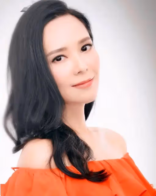 河南農村小伙與TVB港姐冠軍結婚,育有一女,童話都不敢這麼寫