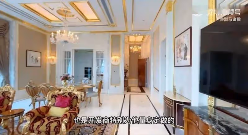 香港著名男星內地4000萬江景豪宅曝光,裝修極其奢華,網友:我不喜歡