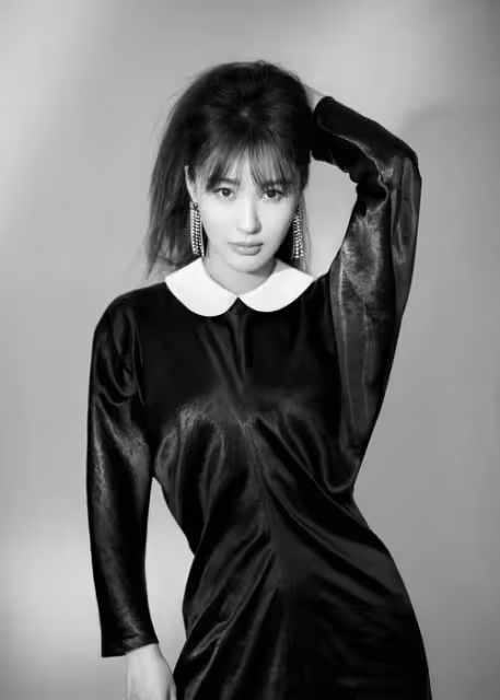 「絕美女神李菲兒,人間尤物令人傾倒」