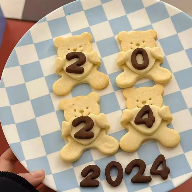 2024年，財源滾滾，貴人相助，事業晉升，蒸蒸日上的4個星座