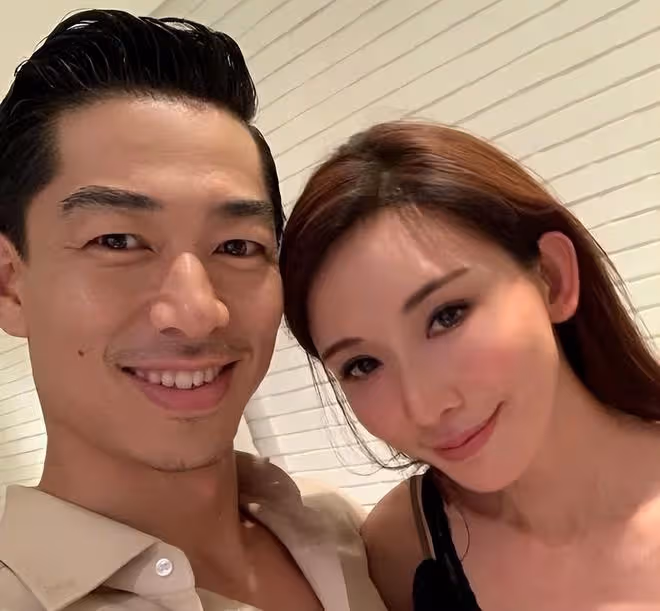 49歲林志玲近照曝光,穿露腰裝秀辣媽身材,狀態滿滿美貌不輸從前