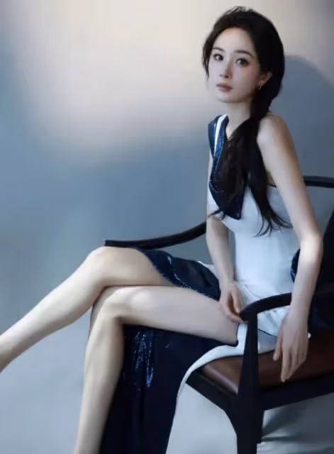 全是虐點!楊冪奢牌廣告遭差評,失去濾鏡狀態尷尬,演技也被嘲