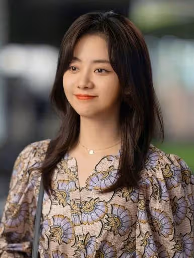我女兒30歲是公務員、不戀愛也不結婚！ 我心急介紹對象屢被拒絕，氣到和老伴出門旅遊，11天後突接到女兒電話