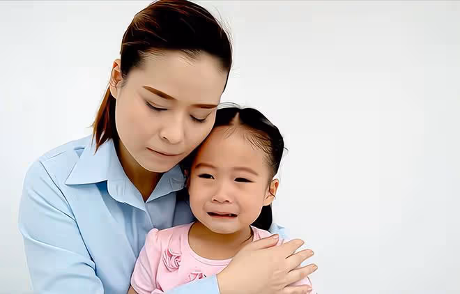 姑姐離婚帶兒住我家,竟敢欺負我女兒,趁老公出差讓她知道我厲害