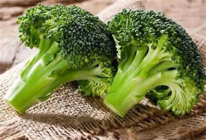 西蘭花可以生吃嗎？生吃西蘭花會中毒嗎？