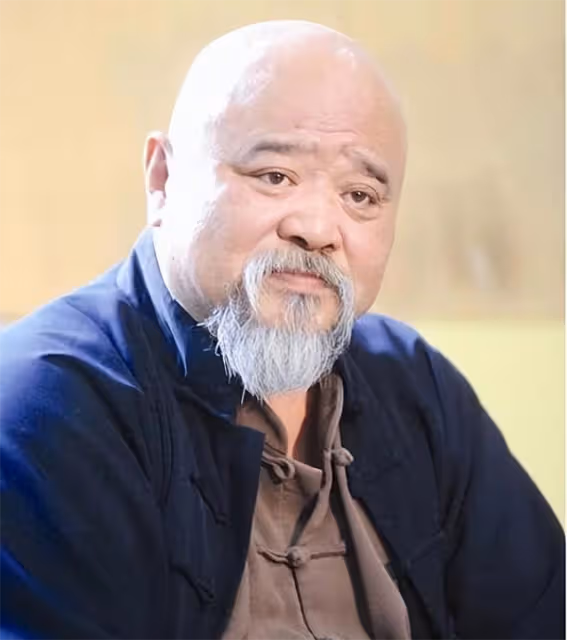 李琦的瀟灑人生:每天2包煙,頓頓8兩白酒,晚年能否守住健康?