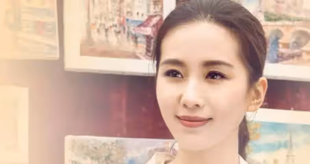 劉詩詩美麗大方,不爭不搶,娛樂圈裡的一股清流