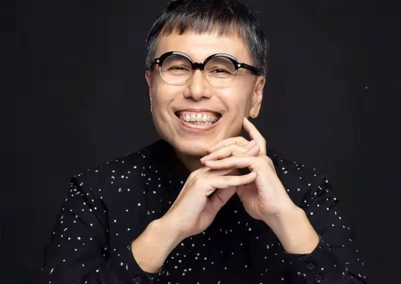 突傳死訊!台灣知名音樂人何厚華患鼻咽癌離世,積極抗癌二十年