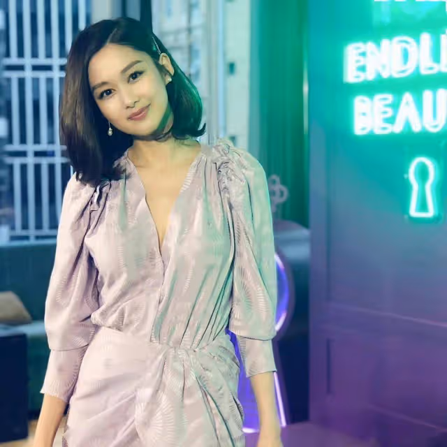 TVB前花旦岑麗香宣布全面復出!已接洽新劇本,曾是選美冠軍出身