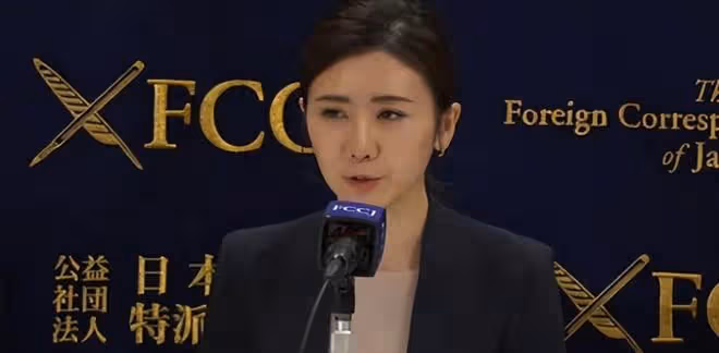 福原愛現身離婚法庭，面容憔悴心情低落，主動和江宏傑和解