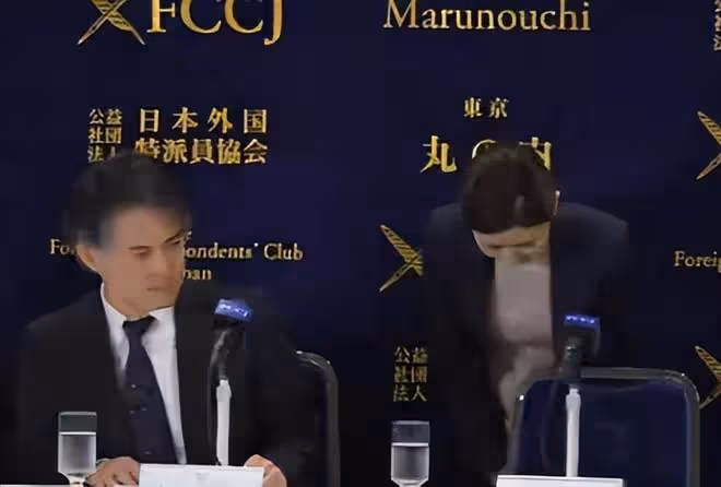 福原愛現身離婚法庭，面容憔悴心情低落，主動和江宏傑和解