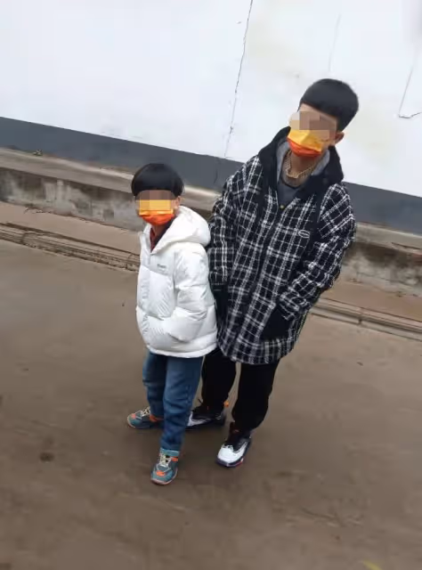 被害14歲男孩父母發聲，兩人都有了新的家庭，和孩子在城裡生活！