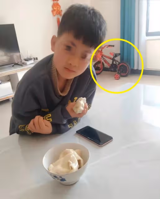 被害14歲男孩父母發聲，兩人都有了新的家庭，和孩子在城裡生活！