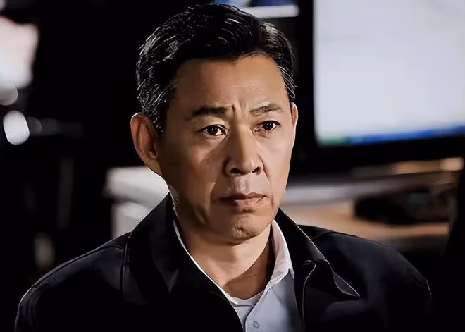 張豐毅67歲健身房秀肌肉，網友驚呼：這狀態哪像七旬老人！