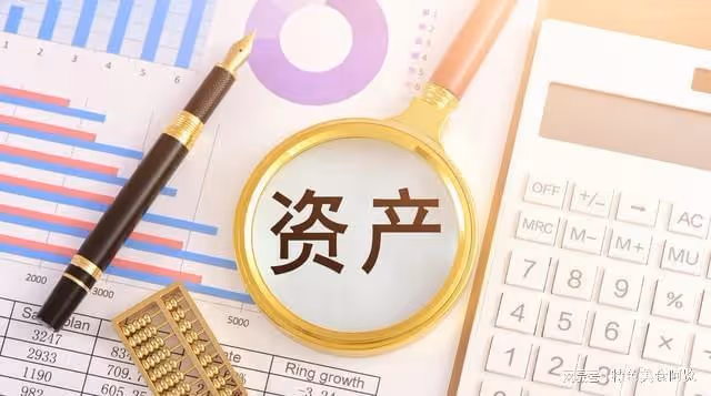 戀愛5年不負責,如今結婚妻子攢下過億資產,丈夫不讓她高消費