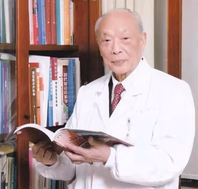 99歲「藥神」攻克白血病,放棄申請專利,藥價僅售11元拯救千萬人