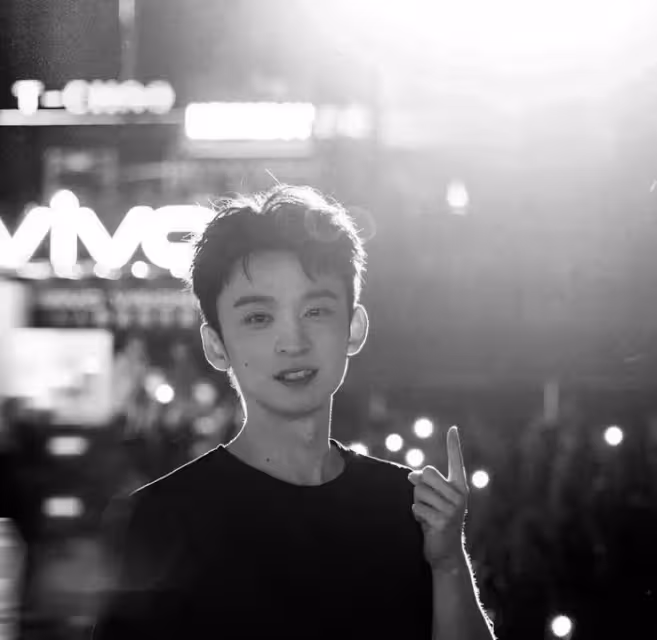 孫怡深陷小三風波,董子健帶女兒聚餐曝光,網友質疑被拉來擋槍