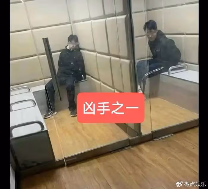 初中生被殺後續:死者三八節曾給媽媽送花,兩家兇手已偷偷搬走
