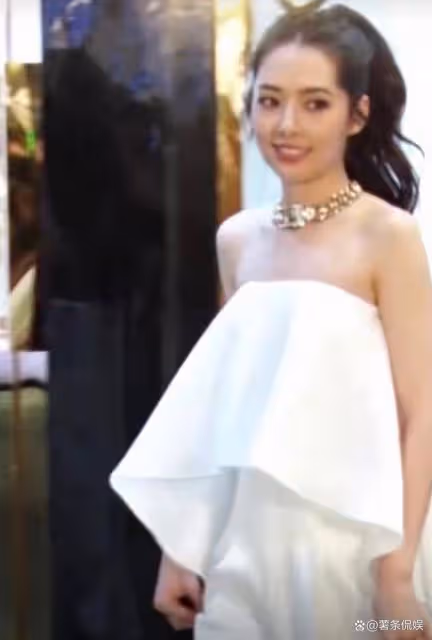 郭碧婷算不算美人？看她的路透照，你就有答案了