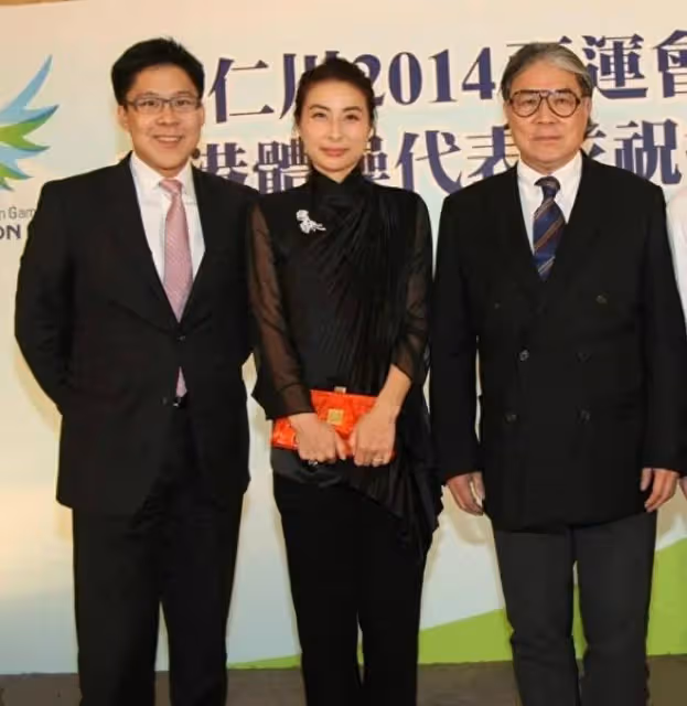 原來郭晶晶真是「下嫁」，霍啟剛名下恐無資產，一家5口領生活費