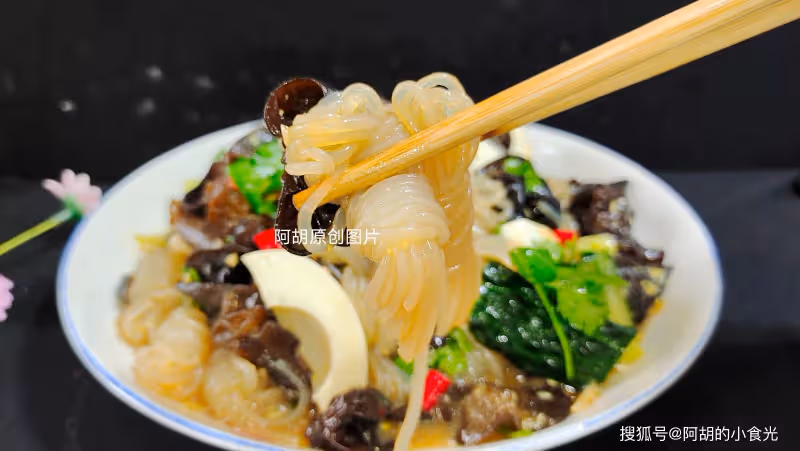 木耳和它天生一對!吃出一份「滑腸好菜」,營養高纖維又飽腹,清涼爽口不怕胖