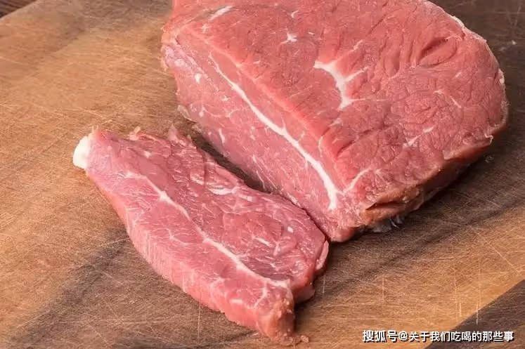 飯店的炒牛肉為啥好吃?大廚教你3個技巧,牛肉滑嫩入味,超下飯