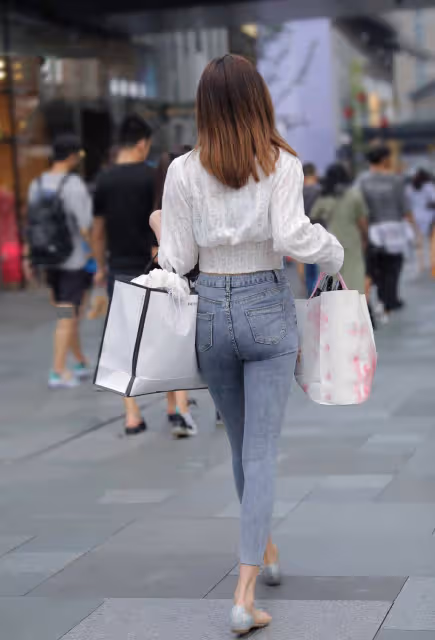 幸福,從來都是沒捷徑,也沒有完美無瑕,只有經營,只靠真心