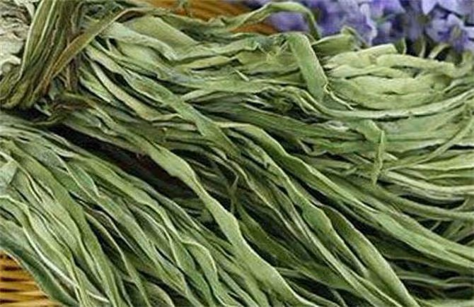 貢菜是不是萵筍曬乾的?貢菜是什麼菜?貢菜和萵筍的區別是什麼?