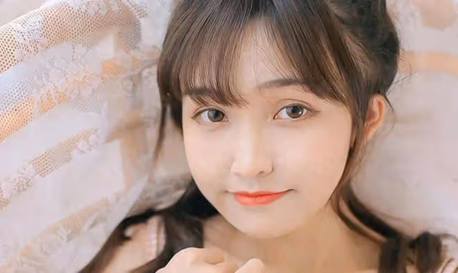 女人想被你「搞定」,不會直說,而是用這4種方式