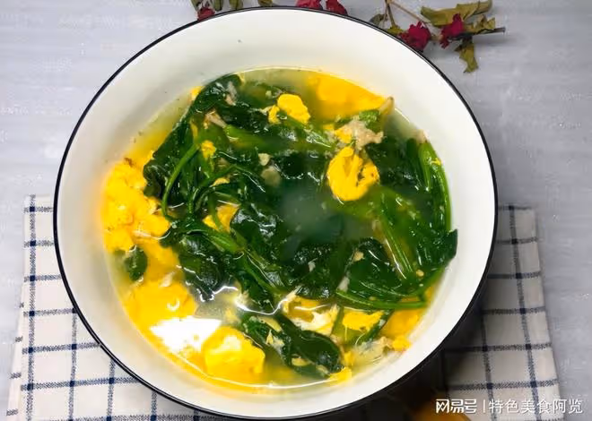 春天常吃這五種「護肝菜」,眼睛明亮,皮膚不長斑,皮膚更水靈