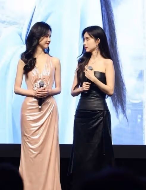 孟子義陳都靈驚艷同框！她們膚白貌美身材曼妙性感撩人