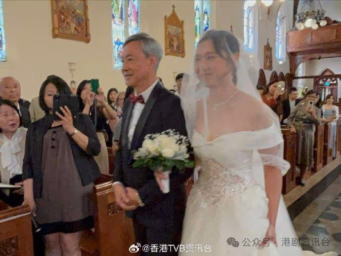 恭喜恭喜!TVB金牌老戲骨嫁女,餅印女兒移居紐西蘭任護士