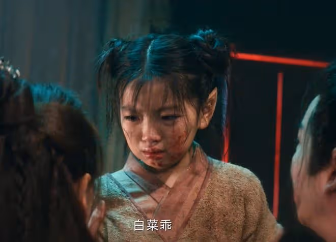 《烈焰》心月葵奪走親爹的預言之眼,男女通吃,愛孔雀又愛上黑瓏