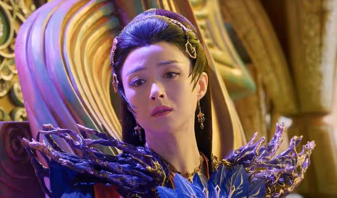 《烈焰》心月葵奪走親爹的預言之眼,男女通吃,愛孔雀又愛上黑瓏