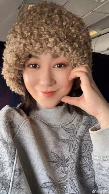 百億票房第一女演員馬麗,折扣區買衣服?