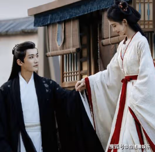 《花間令》驚爆換臉風波,楊採薇與潘樾的愛情何去何從?