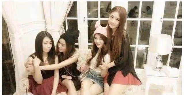 李連杰4位女兒貌美如花,簡直就是中國版的國民岳父史泰龍