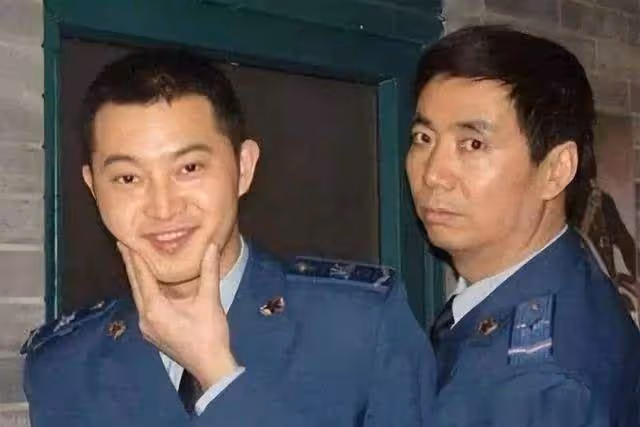國家一級演員,娶大6歲二婚富婆恩愛23年,繼子英俊是他的驕傲