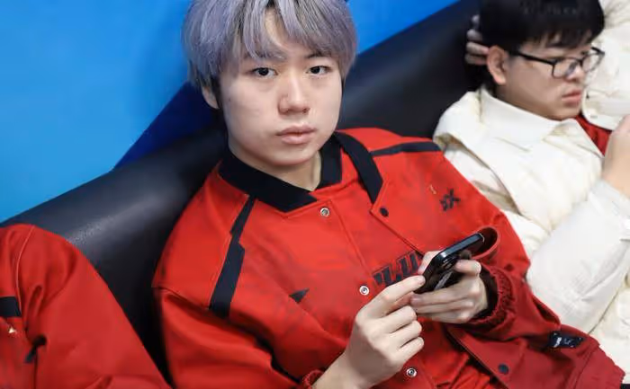 節哀!Angel父親去世,沒見到最後一面也沒趕上葬禮