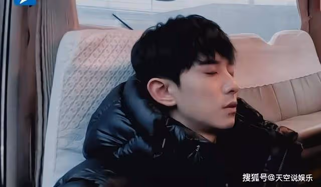 《無限超越班2》李菲兒錄節目罵哭錦超,偷懶甩鍋,評論區都是罵聲
