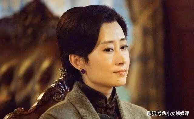 《偽裝者》阿誠根本不明白,同樣是養子,為何明鏡先關心明台的婚事