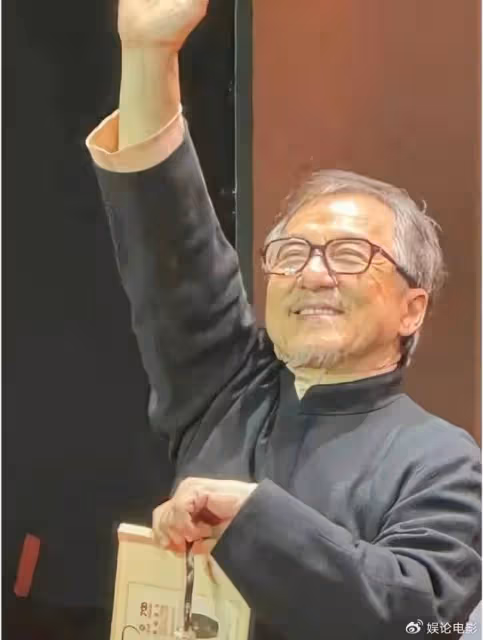 洪金寶維護好兄弟成龍,有誰不會老,個個都會老