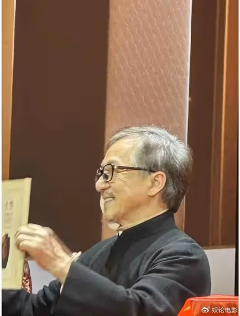 洪金寶維護好兄弟成龍,有誰不會老,個個都會老