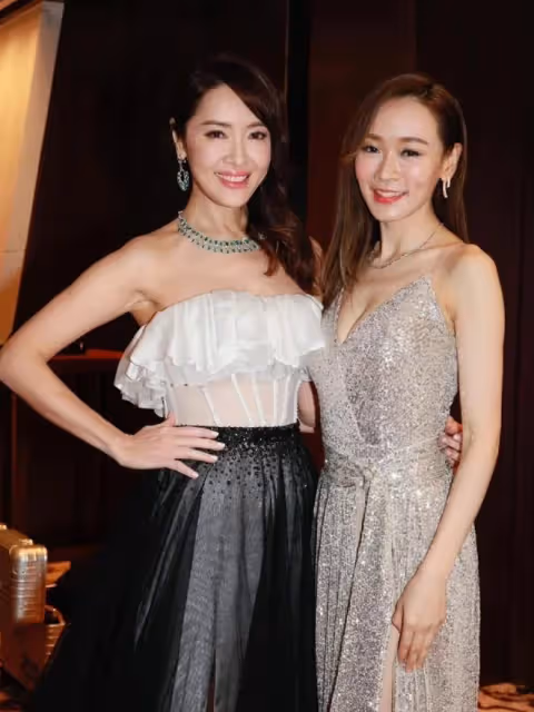 香港慈善晚宴:趙雅芝朱玲玲比美,霍啟山有風度,曾志偉惹爭議!