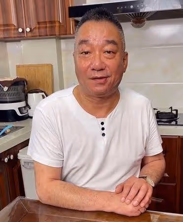 喬任梁逝世7年被網友「AI復活」 老父要求下架:這是在揭傷疤