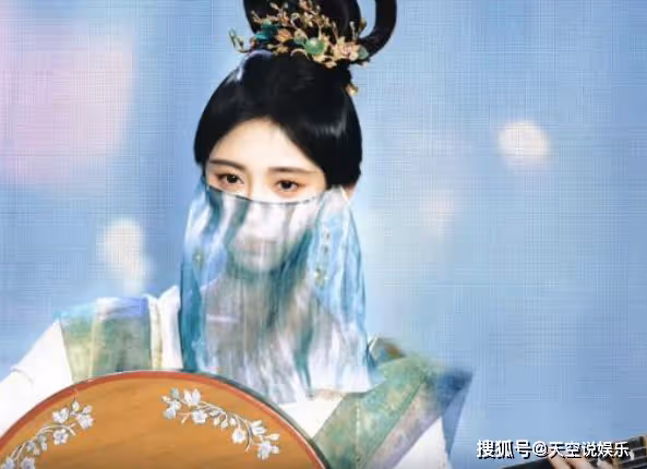 《花間令》熱播中！換臉、愛情、謀殺，這部劇究竟隱藏了多少秘密？