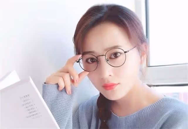 「我媽生病,你請假幾天照顧」女子家族群里多事,被弟弟懟得退群