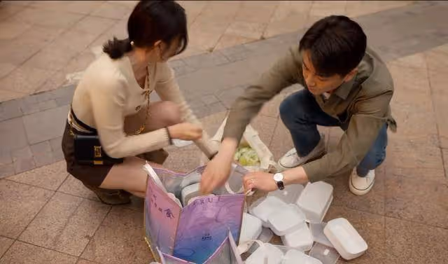 打老婆,欺兒媳!《小日子》最荒唐的,是給朱大力留了個洗白機會