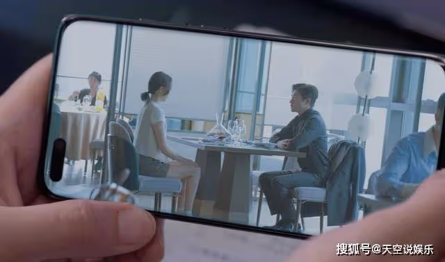 《小日子》一張照片,詐出了朱勁草的隱藏性格,顧茉莉早該逃了